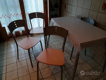 N. 4 sedie cucina
