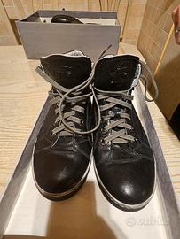 Scarpe da uomo numero 40