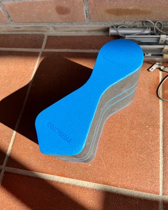 Pull buoy da nuoto – galleggiante per allenamento 