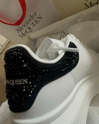 McQueen Oversized Swarovski N40 con set Box e Bags