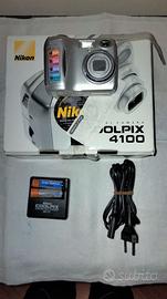 macchina fotografica nikon