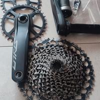 guarnitura movimento centrale,pacco pignoni,corone