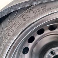 Pneumatico Pirelli PZero Nero