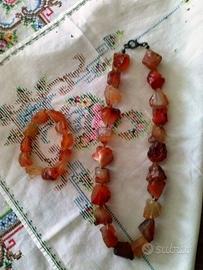 Parure in corniola grezza 1970