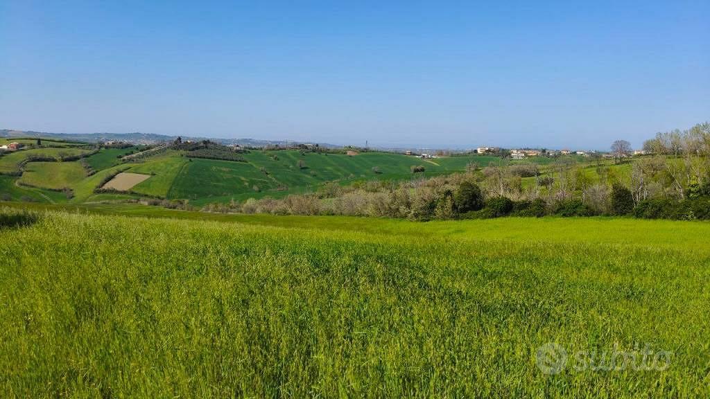 Rustico / Casale di 404 m² con 4 locali a Saludeci - Altro