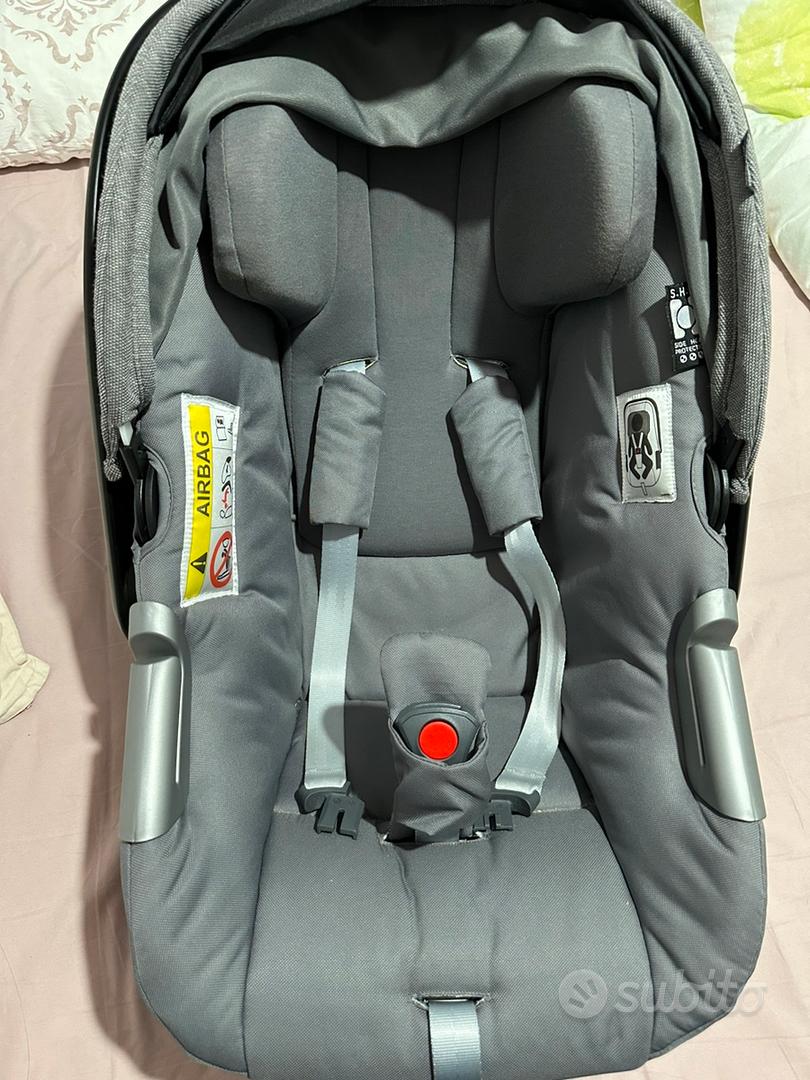 Ovetto inglesina + base isofix 360 - Tutto per i bambini In vendita a  Salerno