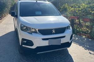 Peugeot Rifter Autocarro 