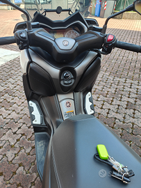 Yamaha XMax 300