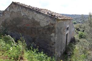 Cascina/Casale - Vittoria
