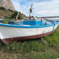 Lancia in legno resinata, entrobordo diesel 16 CV