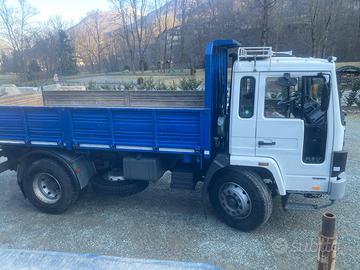 Autocarro 2 assi ribaltabile trilaterale