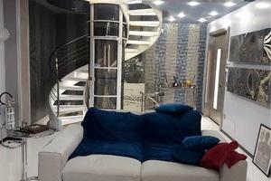 Villa di prestigio 220 mq su tre piani, Soccavo