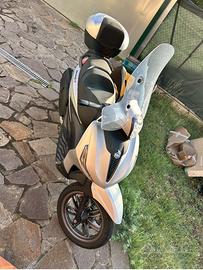 Piaggio Beverly 400 - 2022