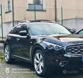 Suv sportivo 4x4 automatico 6 cilindri 