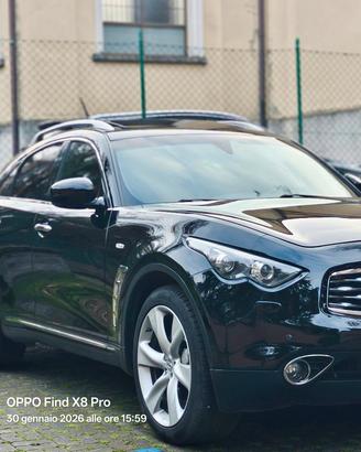 Suv sportivo 4x4 automatico 6 cilindri 