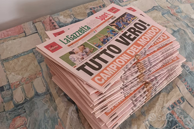 Lotto 40 Gazzette Campioni del Mondo 2006