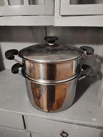 Pentola con vaporiera 