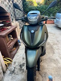 Beverly S 400 come nuovo