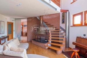 VILLA MODERNA CON DEPANDANCE E STUDIO, CONSUMO QUA