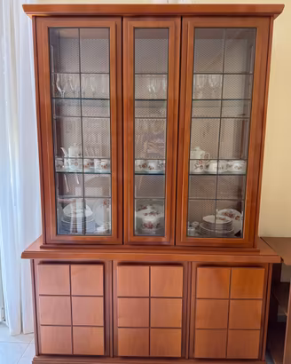 Set soggiorno classico in colore ciliegio