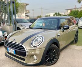 MINI Cooper 1.5 Cambio Automatico 5 PORTE