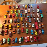 Lotto di macchinine HOT WHEELS e MAJORETTE