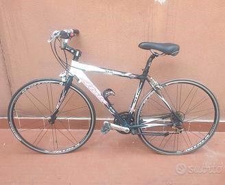 Bici ibrida Atala