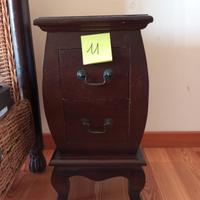 coppia comodini stile vintage 