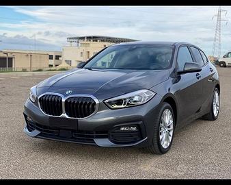 BMW Serie 1 F40 118d Business Advantage auto