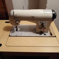 Macchina da cucito