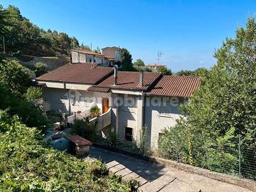 Villa plurifamiliare S. Carlo di Sessa A