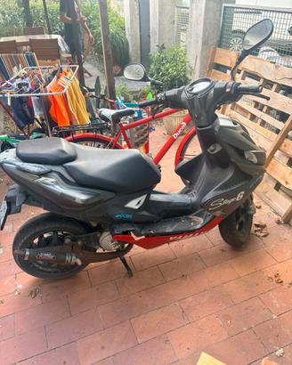 Yamaha Aerox 50cc - Ciclomotore