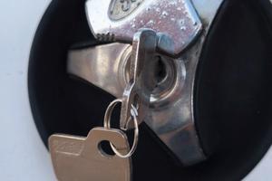 tappo serbatoio benzina Ford Fiesta mk1 