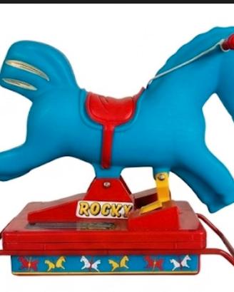 Cavallo a dondolo Vintage