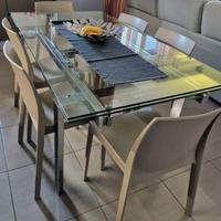 Tavolo in vetro e acciaio, allungabile