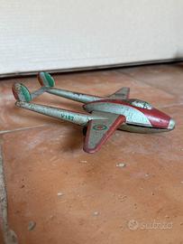 Modellino vintage aereo metallo latta vampire