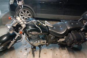 Suzuki GZ Marauder 250 - 2001