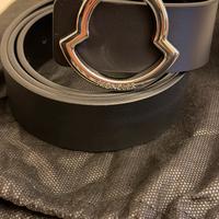 Contiura uomo moncler taglia 50