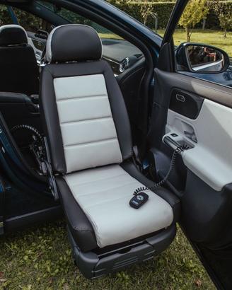 SEDILE SPECIFICO BEV DISABILI nr 2