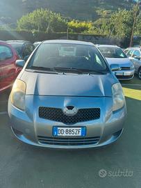 Toyota Yaris 1.0 3 porte