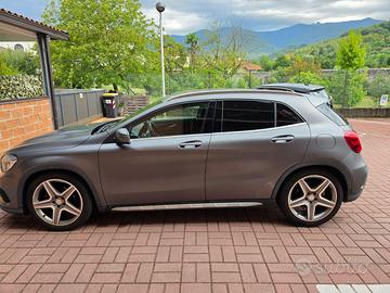 Mercedes GLA