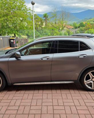 Mercedes GLA