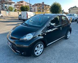 Toyota aygo navi 1.0benzina 5-porte