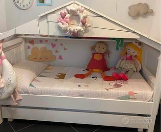 Letto stile montessori