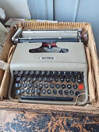 macchina da scrivere olivetti e accessori olivetti