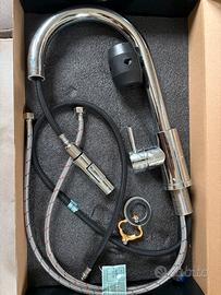Rubinetto da cucina con doccietta