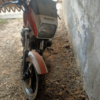 Suzuki 550
