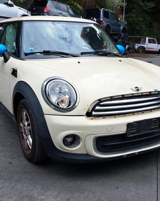 MINI 2013 SOLO PER RICAMBI