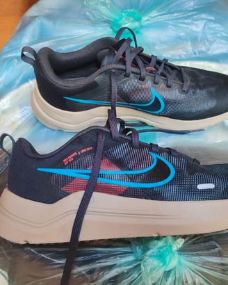 Scarpe Sneakers Nike Downshifter 12 taglia 42,5
