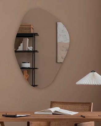 Specchio irregolare design